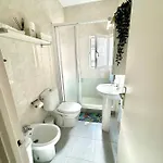 Casa En Pleno Centro De By Holidays2rent *